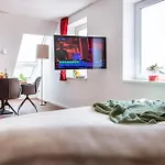 Zum Brandenburger Tor 24h Check In Apartamento *
