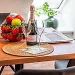 Zum Brandenburger Tor 24h Check In Apartamento