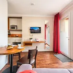 Zum Brandenburger Tor 24h Check In Apartamento *