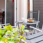 Zum Brandenburger Tor 24h Check In